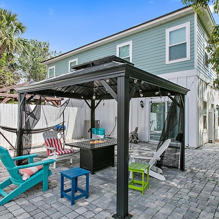 Few Steps To Ocean-4 Beach Cruisers & Free Parking & Private Backyard Jacksonville Beach Exterior foto